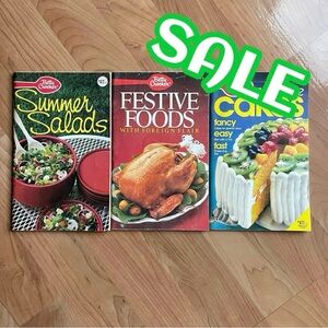 Vintage 1986 Betty Crocker Cookbook Magazines Bundle of Three